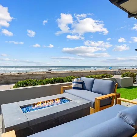 B5128 Bluewater Oceanfront 1 South Apartment